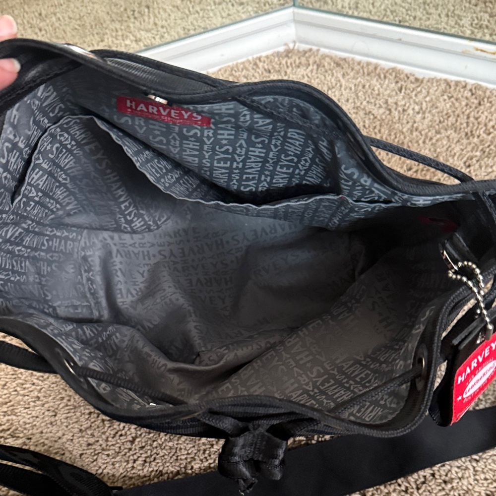 Harveys Black Shoulder Seatbelt Bucket Bag Large - Picture 5 of 9